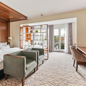 Superior Familie Kamer met een King Size Bed